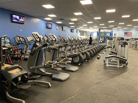 Fitness premier - Full line of Life Fitness and Hammer Strength equipment. Les Mills Group X Classes. 24/7 Access. Personal Training. Team Training. Locker Room. HydroMassage. 540 W North St, Manhattan, IL 60442. (815) 418-6100.
